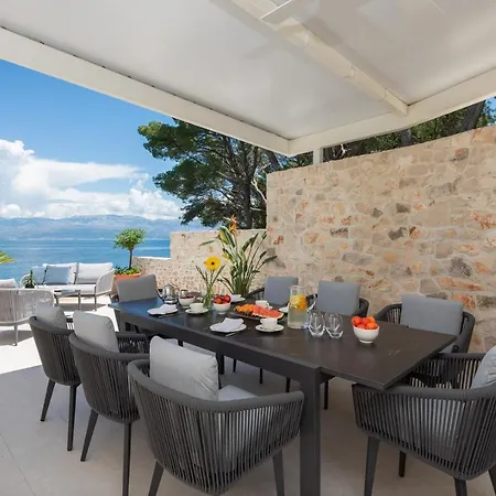 Luxury Infinity With Heated Pool On Brac Sutivan