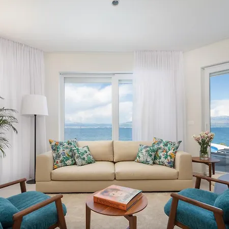 Luxury Infinity With Heated Pool On Brac Vila Sutivan